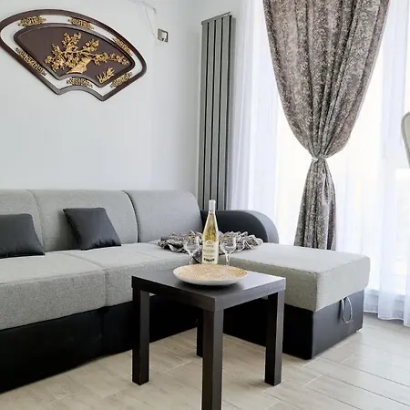 Moon Sea View - N Pools *