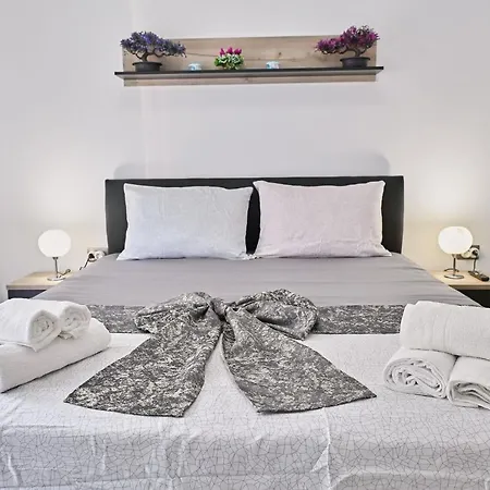 Moon Sea View - N Pools Mamaia