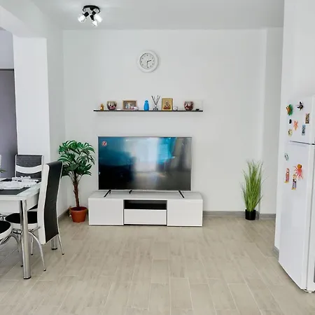 Moon Sea View - N Pools *